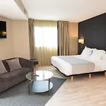 Plaza Ξενοδοχείο 4*