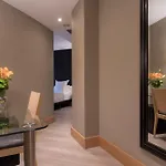 فندق Plaza 4*