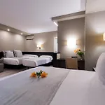 Plaza Ξενοδοχείο 4*