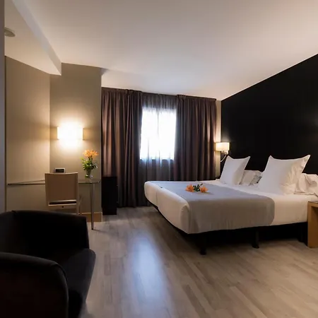 Plaza 4* آكورونيا