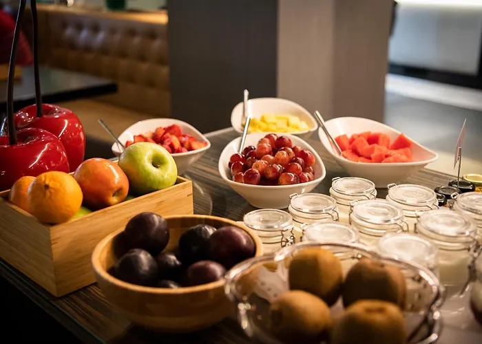 广场酒店 酒店 4*