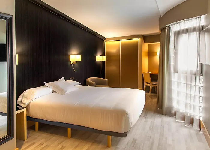 Plaza Ξενοδοχείο 4*